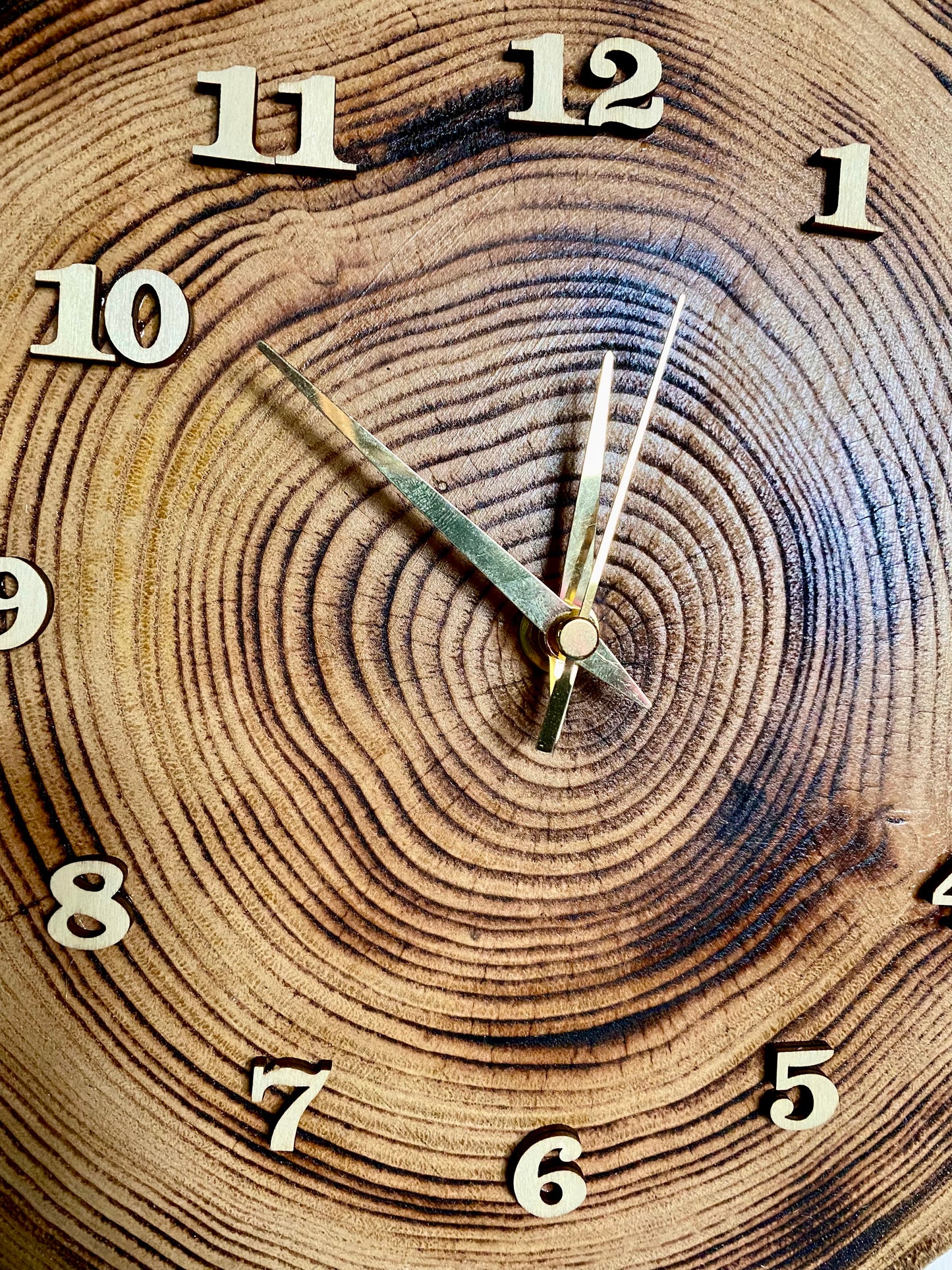 Orologio in castagno