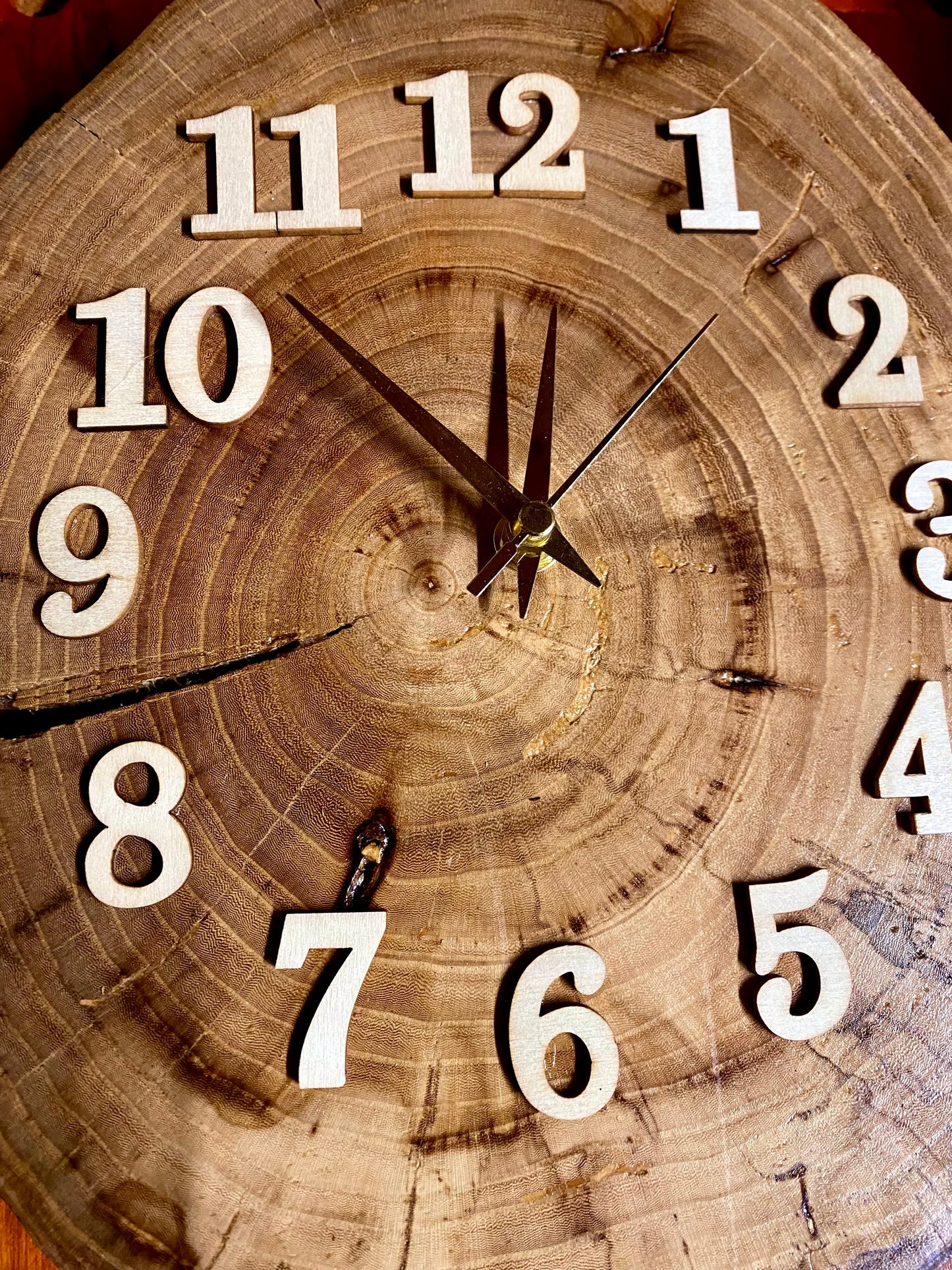 Orologio in olmo