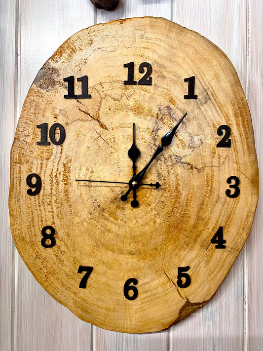Orologio in pioppo