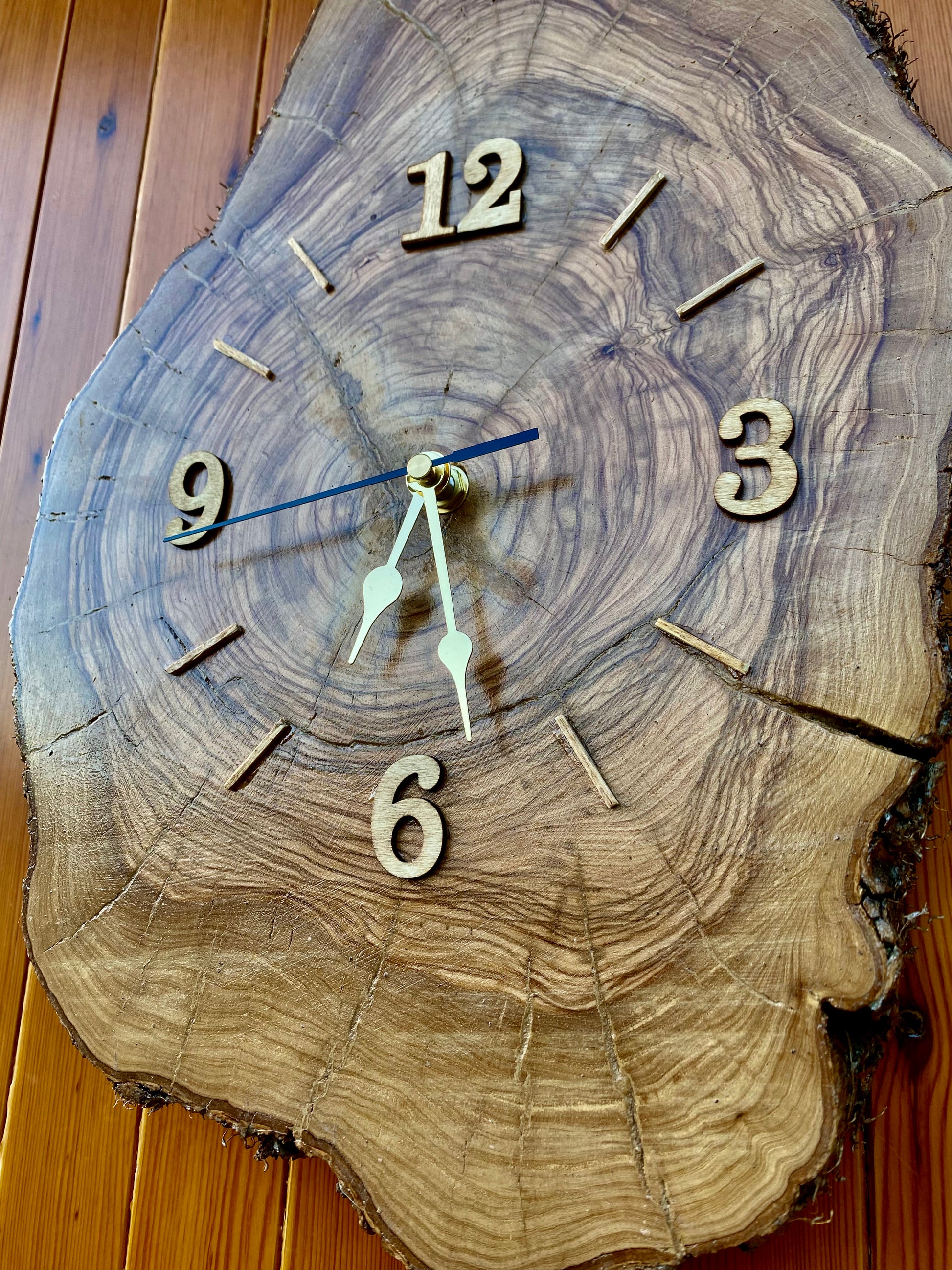 Orologi in legno – LaCasinadiTravalle