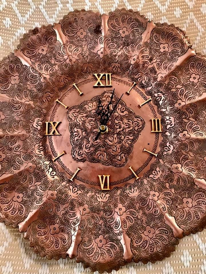 Orologio in rame antico